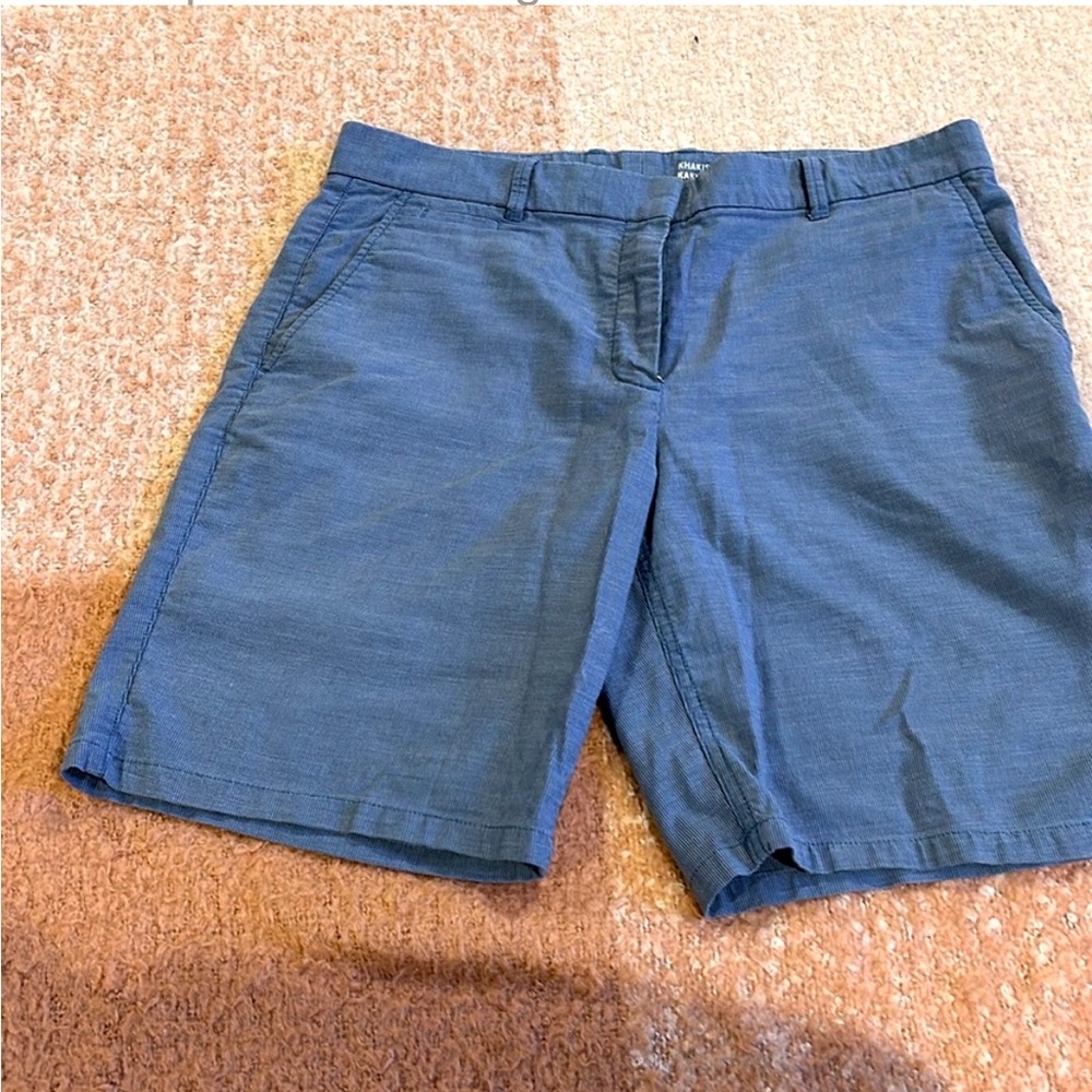 GAP Boyfriend Bermuda Shorts Roll Up Hem